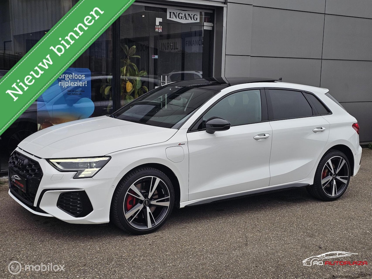Audi A3 Sportback - 45 TFSI e S edition Competition Pano/RS Seats/3x S-line - AutoWereld.nl