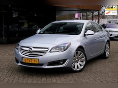 Opel Insignia - 2.0 T Cosmo 4x4 250PK Camera Keyless Stoelverwarming Xenon Leder Dodehoekdetectie