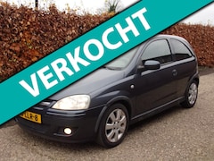 Opel Corsa - 1.2-16V Essentia NWE APK AIRCO