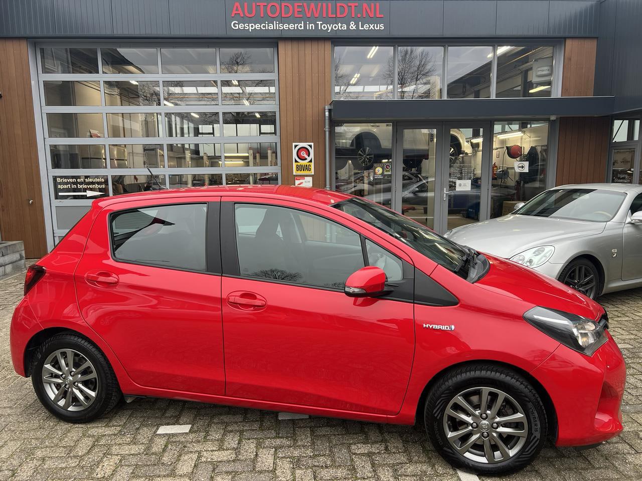 Toyota Yaris - 1.5 Hybrid Comfort 5-drs A/T + 12 MND BOVAG - AutoWereld.nl