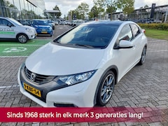 Honda Civic - 1.8 Executive 140PK NL AUTO NAP Pano l Airco ECC l Cruise l Stoelverwarming l MTF-stuur l