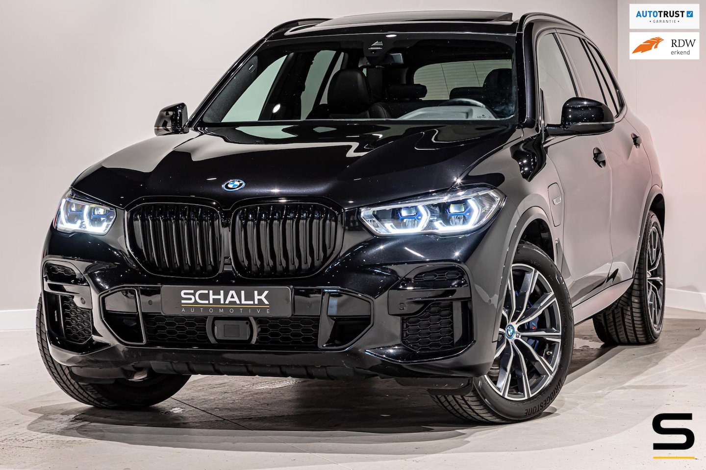 BMW X5 - XDrive45e High Executive|M-sport|Pano|Cam|Memory|Garantie - AutoWereld.nl