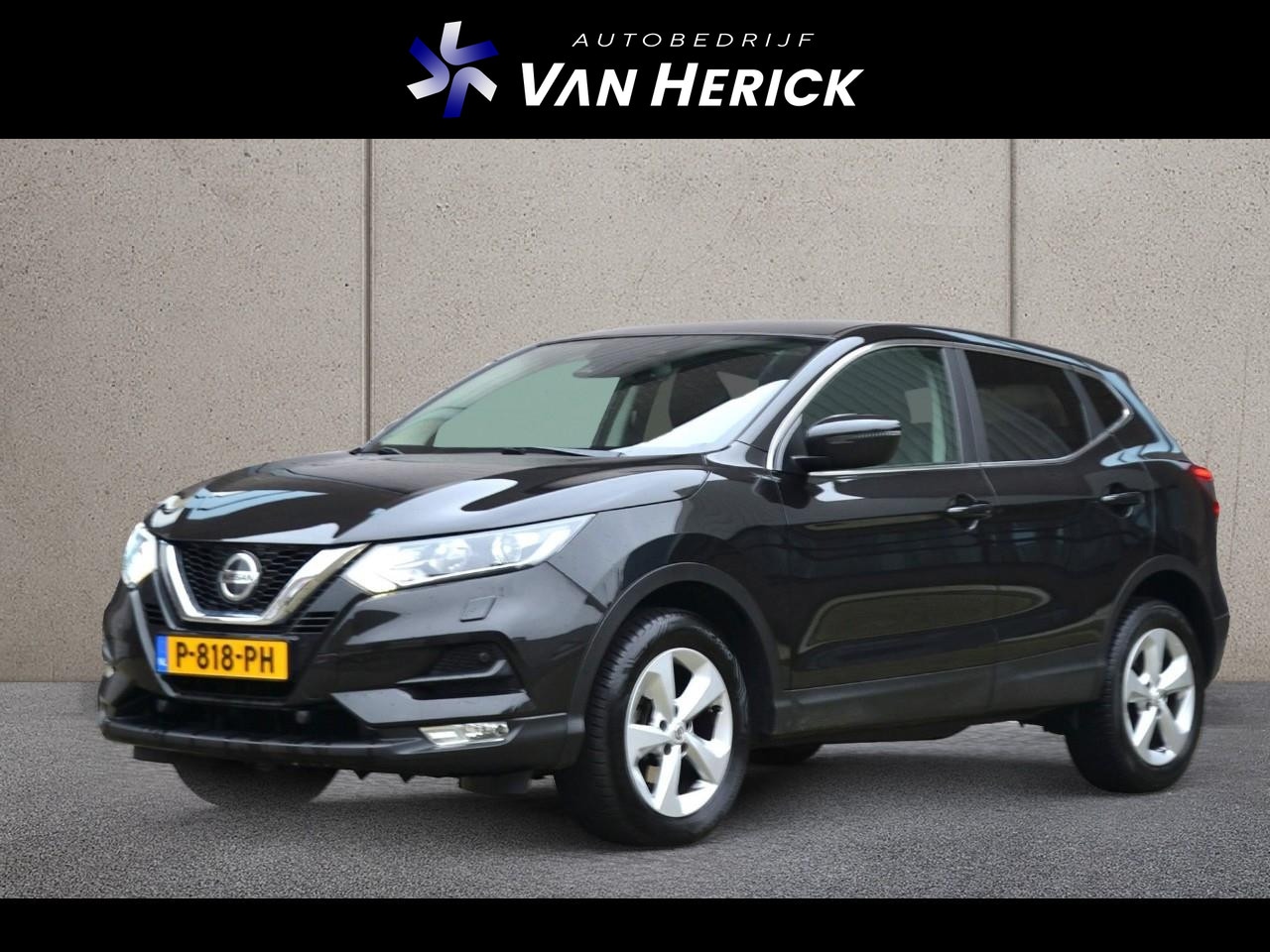 Nissan Qashqai - 1.2 Business Edition | Navi | Camera | Trekhaak - AutoWereld.nl