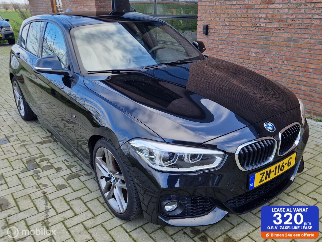 BMW 1-serie - 118i automaat M Sport Edition Schuifdak Leer - AutoWereld.nl