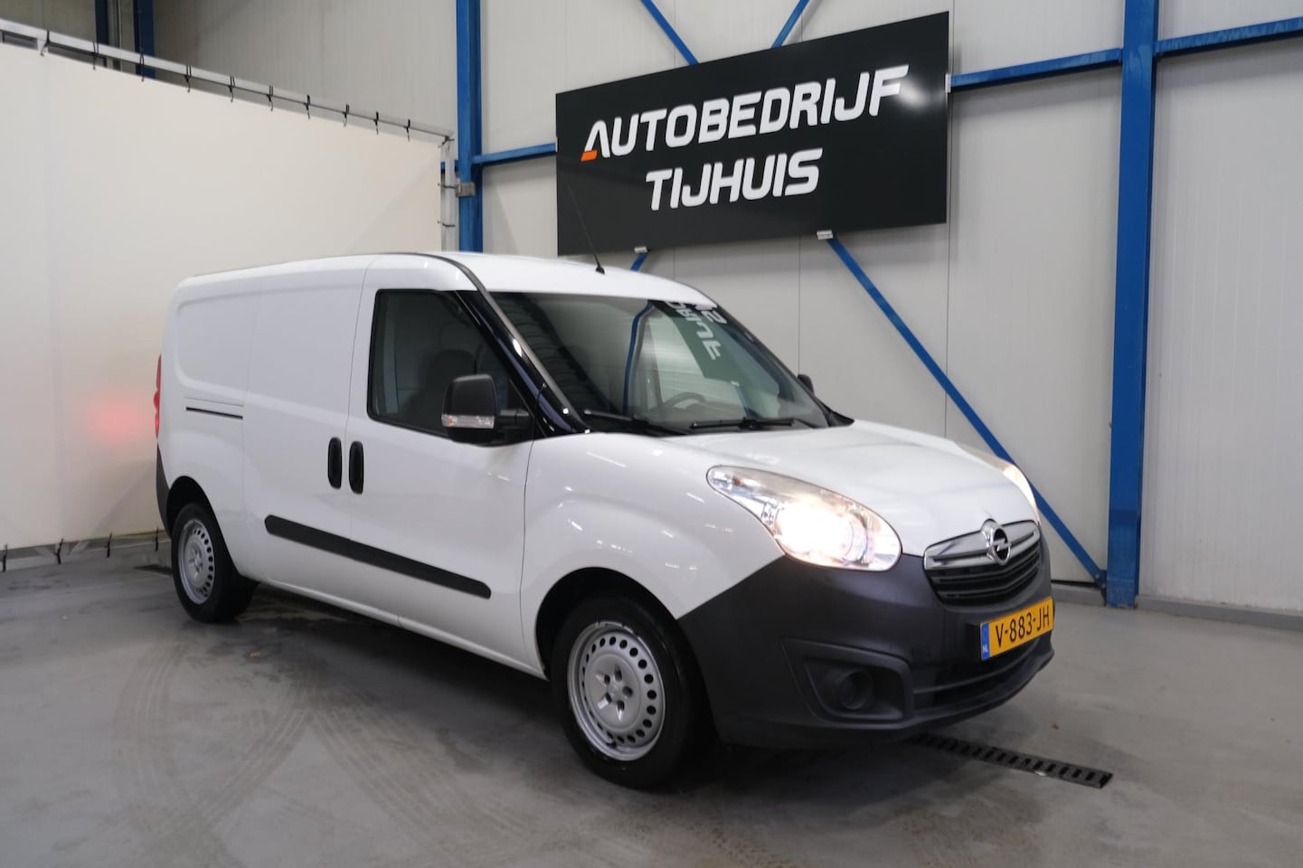 Opel Combo - 1.3 CDTi L2H1 Edition - N.A.P. Airco, PDC, Trekhaak. - AutoWereld.nl