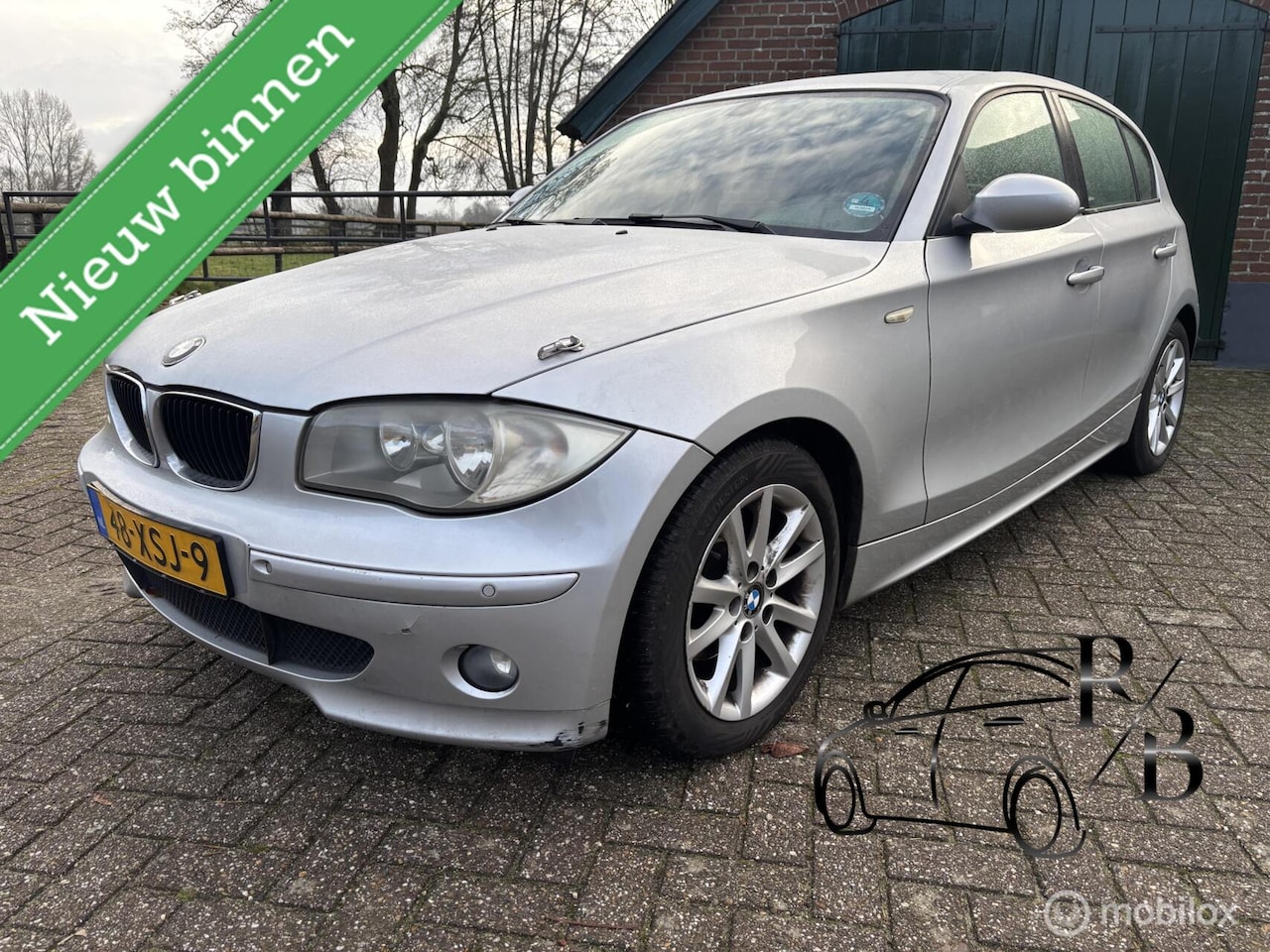 BMW 1-serie - 118i Executive AUTOMAAT EXPORT KOOPJE!!!!!! - AutoWereld.nl