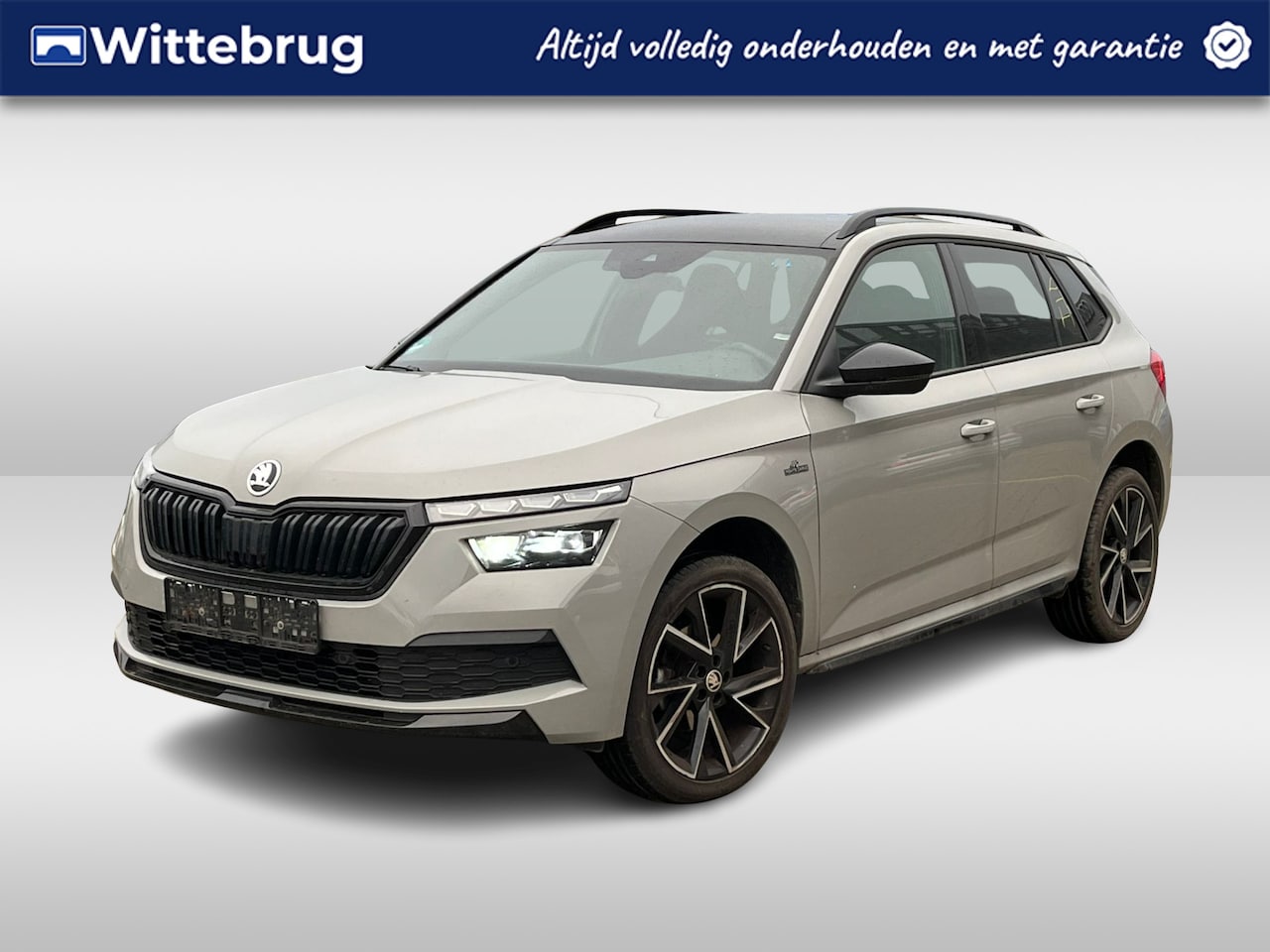 Skoda Kamiq - 1.0 TSI 110pk Monte Carlo / Navigatie by APP / Panoramadak / LM 18 inch / Parkeersensoren - AutoWereld.nl
