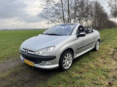 Peugeot 206 CC - 2.0-16V