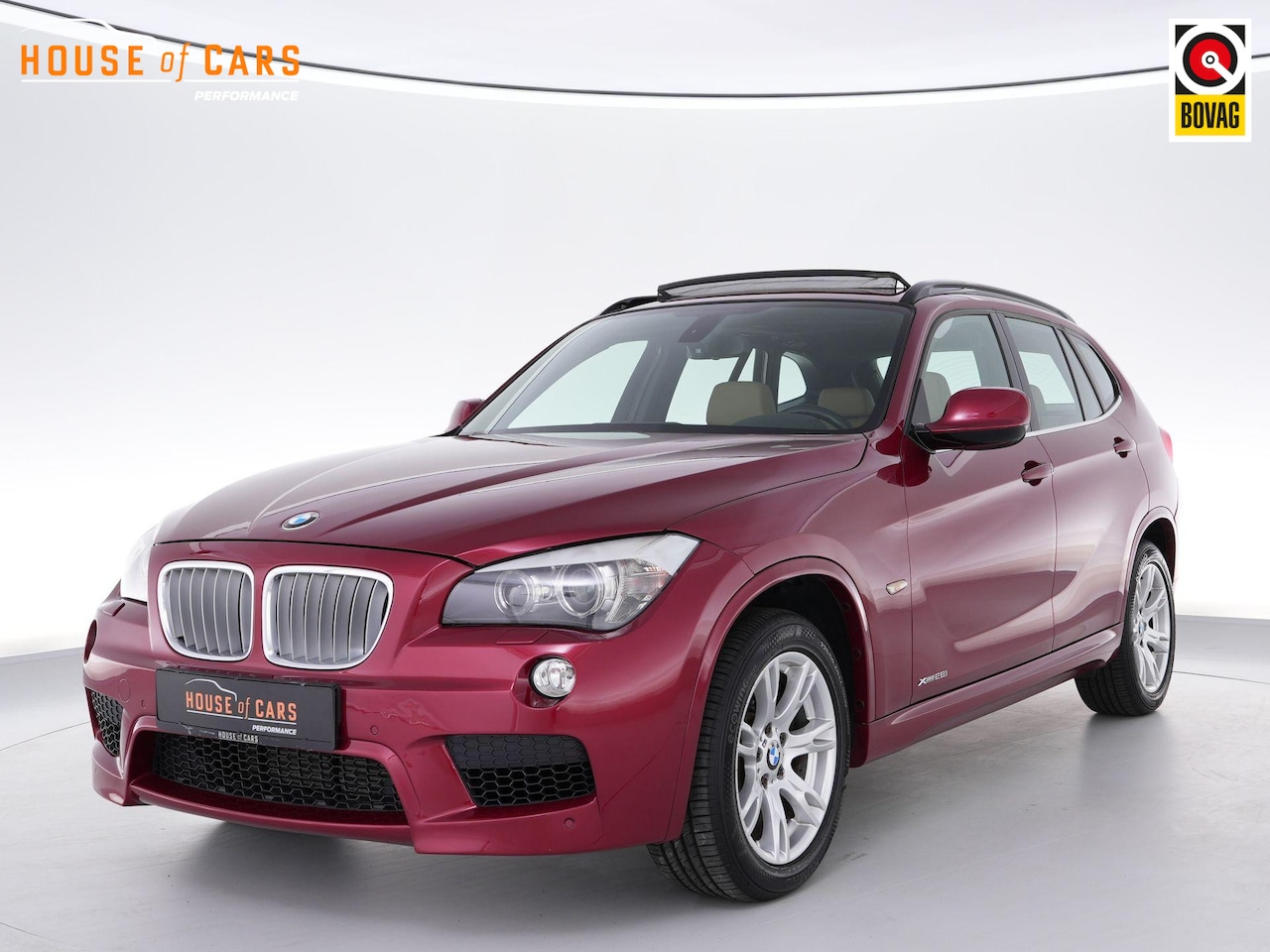 BMW X1 - 245pk xDrive28i Business |panoramadak|Harman/Kardon|M Sport|sportstoelen|elek. verstelbaar - AutoWereld.nl