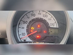 Peugeot 107 - 1.0 Black & Silver