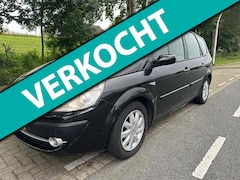Renault Grand Scénic - 2.0-16V Tech Line airco, nap nieuwe apk
