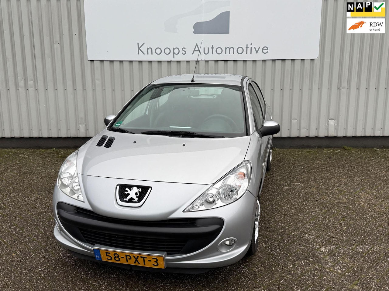 Peugeot 206 - 1.4 Millesim 200, Airco, 5 Deurs - AutoWereld.nl