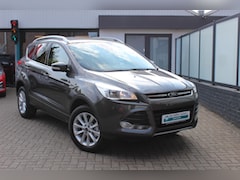 Ford Kuga - 1.5 Titanium Navi/Carplay, Winterpack, Driver Ass Pack, Trekhaak 2000KG
