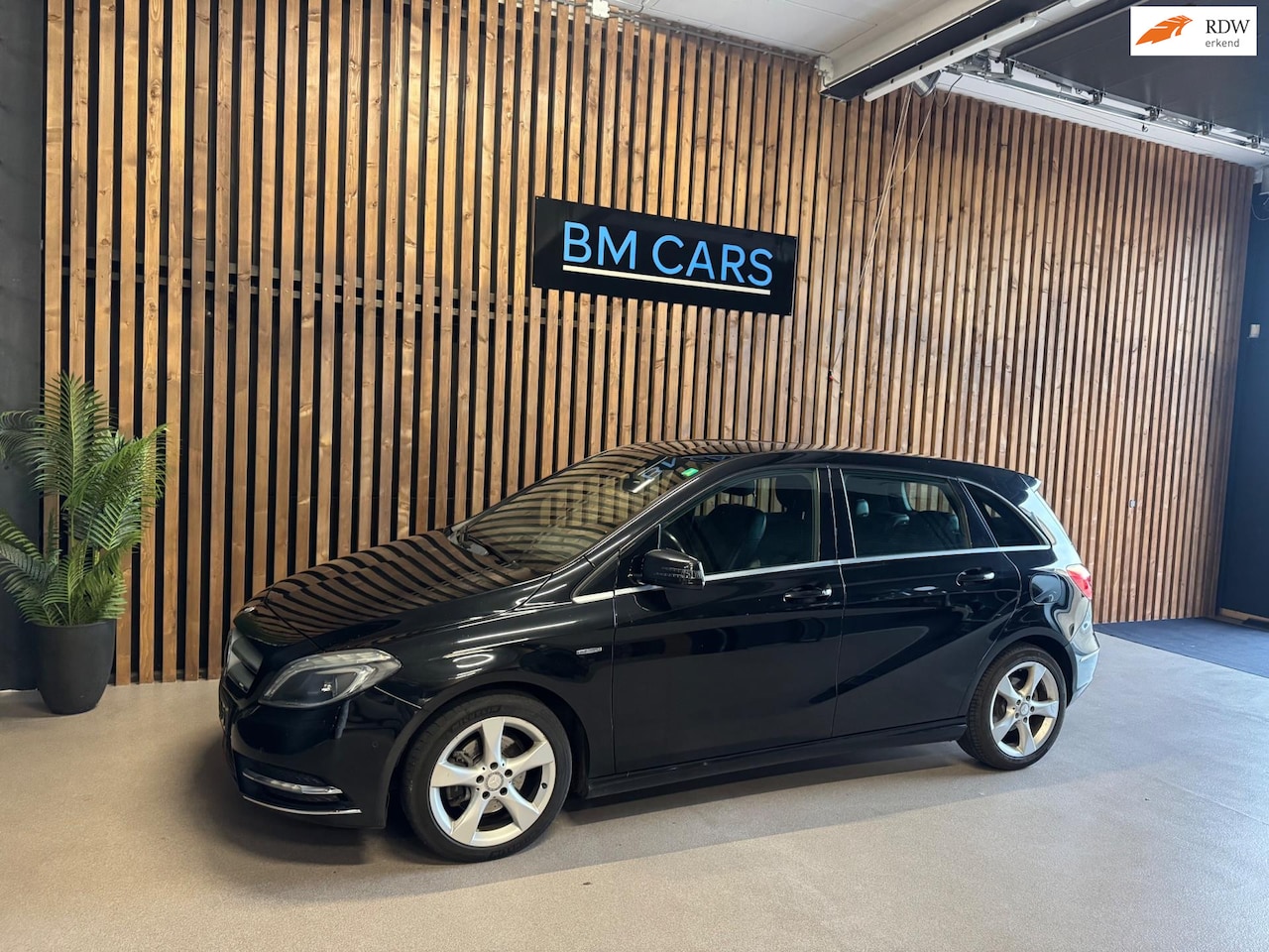 Mercedes-Benz B-klasse - 200 CDI Ambition AUTOMAAT,Xenon-led,Navi - AutoWereld.nl