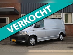 Volkswagen Transporter - 2.0 TDI L2H1 Comfortline / Trekhaak / Imperiaal / Cruise / 3 zits