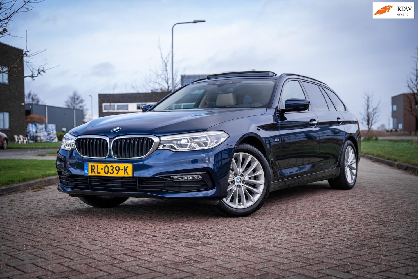 BMW 5-serie Touring - 520i High Executive 520i High Executive - AutoWereld.nl