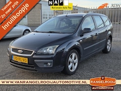 Ford Focus Wagon - 1.6-16V Ambiente, trekhaak, airco, cruise