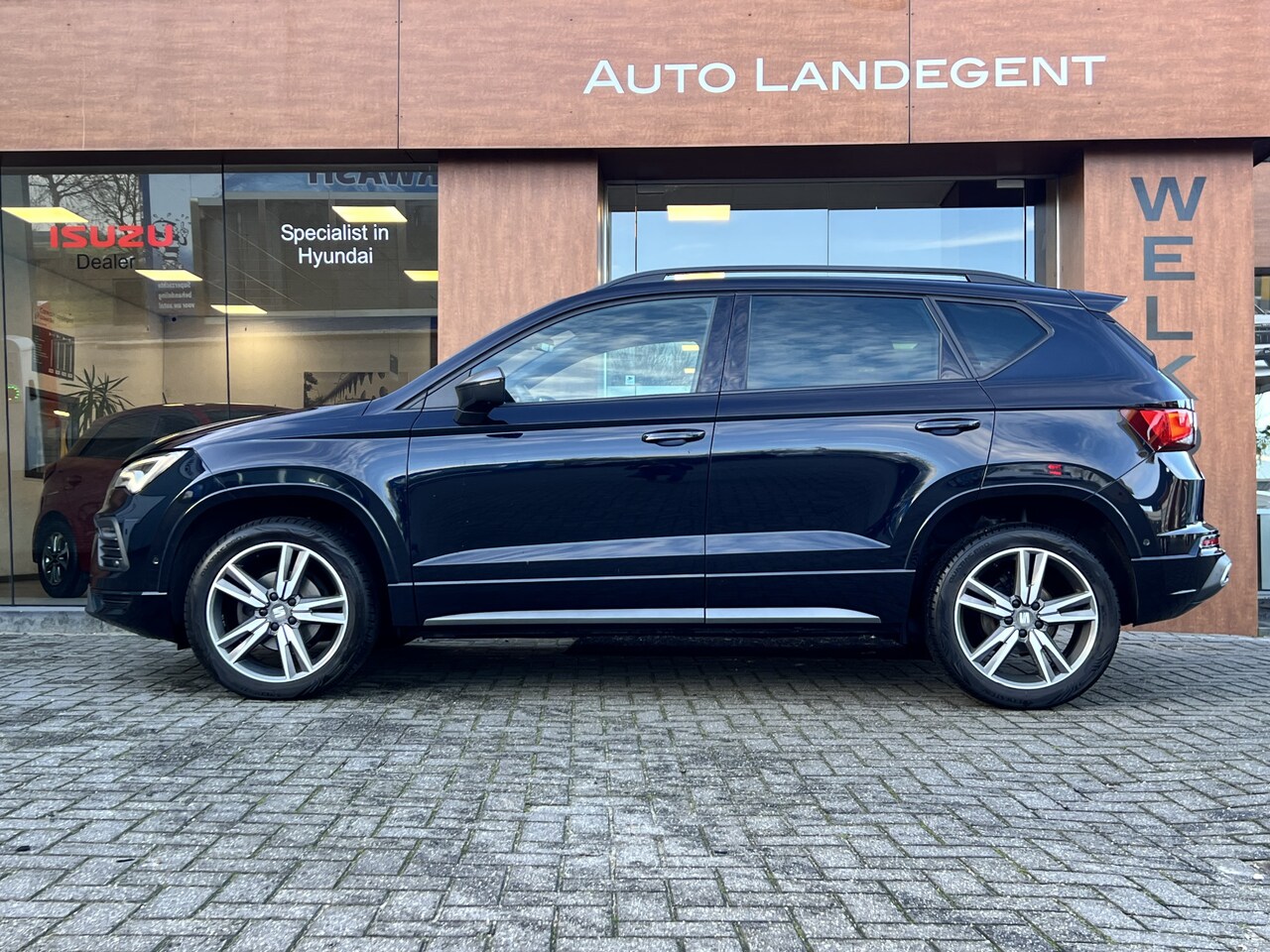 SEAT Ateca - 1.5 TSI Xperience Business Intense | Apple/ Android carplay | DAB | NAV | Stoel verwarming - AutoWereld.nl