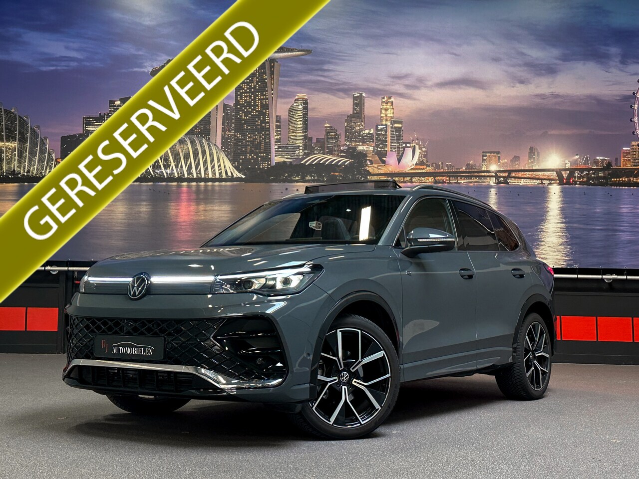 Volkswagen Tiguan - 1.5 eTSI 3x R-Line Edition Harman/Kardon|HUD|Pano|360c - AutoWereld.nl