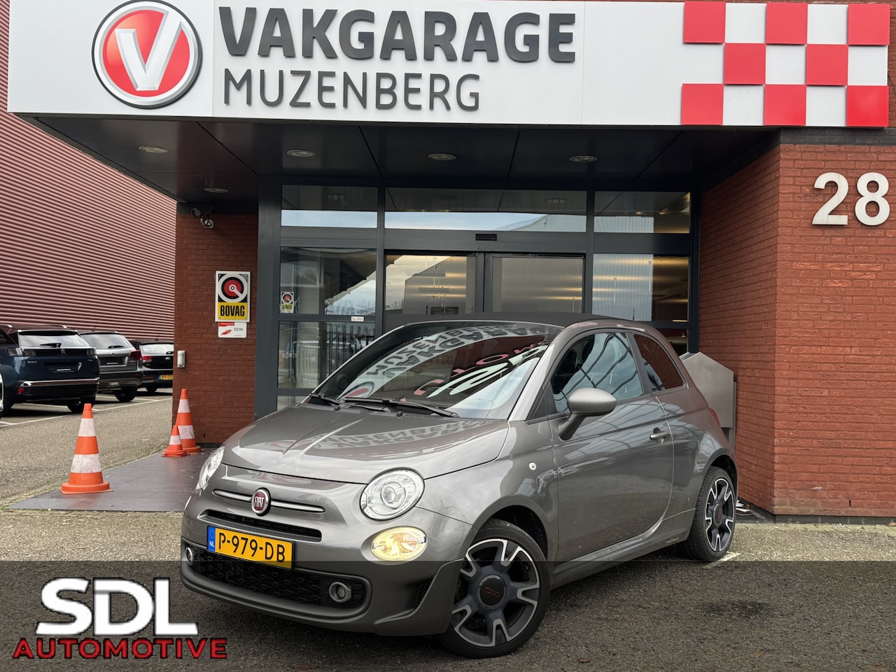 Fiat 500 - 0.9 TwinAir Turbo 86 PK!! SPORT // CRUISE // ELEK RAMEN // SPORTSTOELEN // APPLE CARPLAY / - AutoWereld.nl