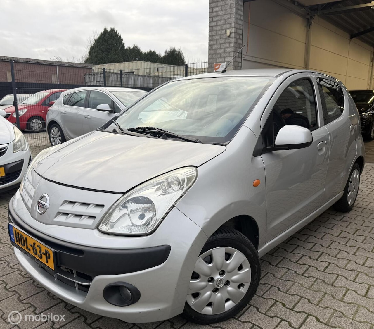 Nissan Pixo - 1.0 Visia / 5DRS / Arco / 121.000KM! / N.A.P - AutoWereld.nl