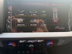 Audi A1 citycarver - 35 TFSI Epic S-Line Automaat CArplay PDC Stoelverwarming