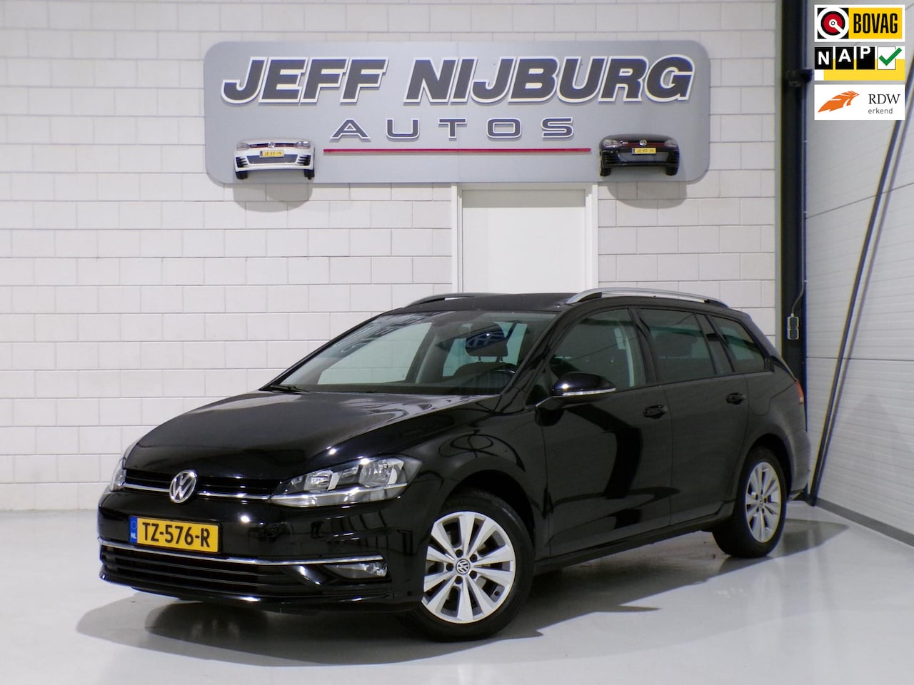 Volkswagen Golf Variant - 1.0 TSI Comfortline "Origineel NL!" Trekhaak Apple-Carplay Parkeersensoren Adaptive-cruise - AutoWereld.nl