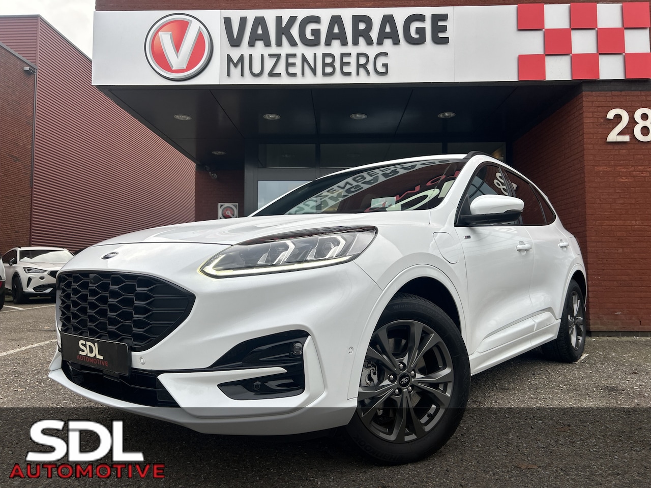 Ford Kuga - 2.5 PHEV ST-Line X // FULL LED // NAVI + CARPLAY // CAMERA // B&O AUDIO // WINTERPACK // H - AutoWereld.nl