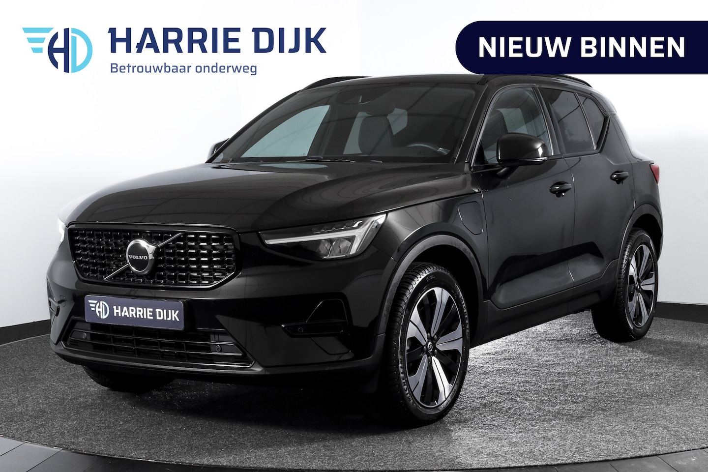 Volvo XC40 - 1.5 T4 Plug-in hybrid Plus Dark | Dig. Cockpit | Adapt. Cruise | Harman/Kardon | Elek. Sto - AutoWereld.nl