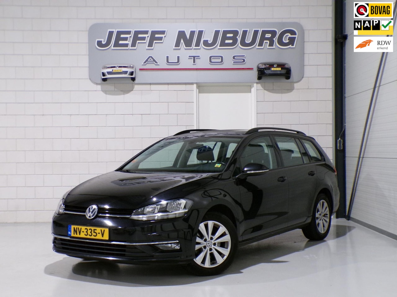 Volkswagen Golf Variant - 1.0 TSI Comfortline "Origineel NL!" Apple-Carplay Parkeersensoren Adaptive-cruise Navigati - AutoWereld.nl