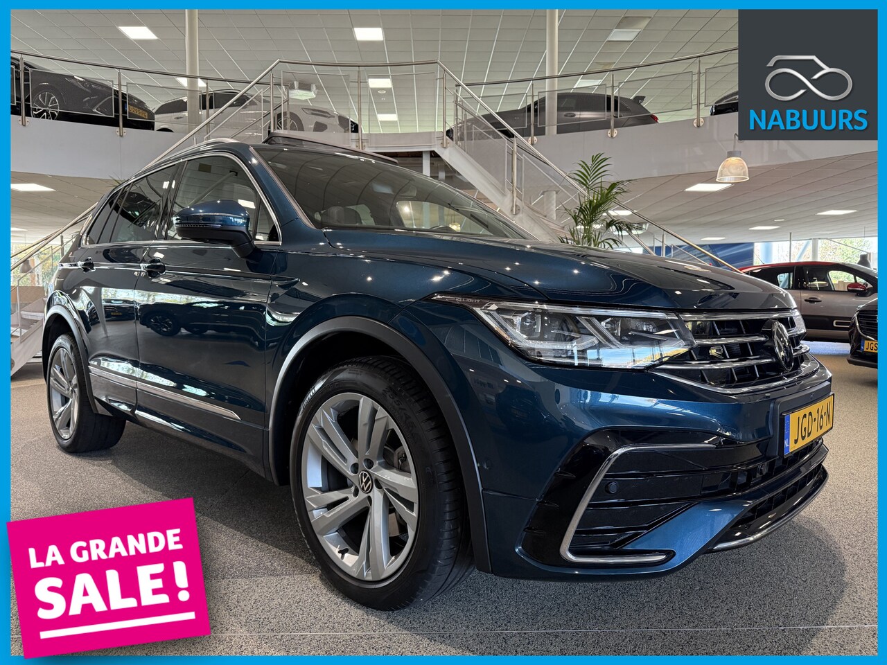 Volkswagen Tiguan - 1.4 TSI eHybrid R-Line, Trekhaak, Pano, IQ Light, 360cam - AutoWereld.nl