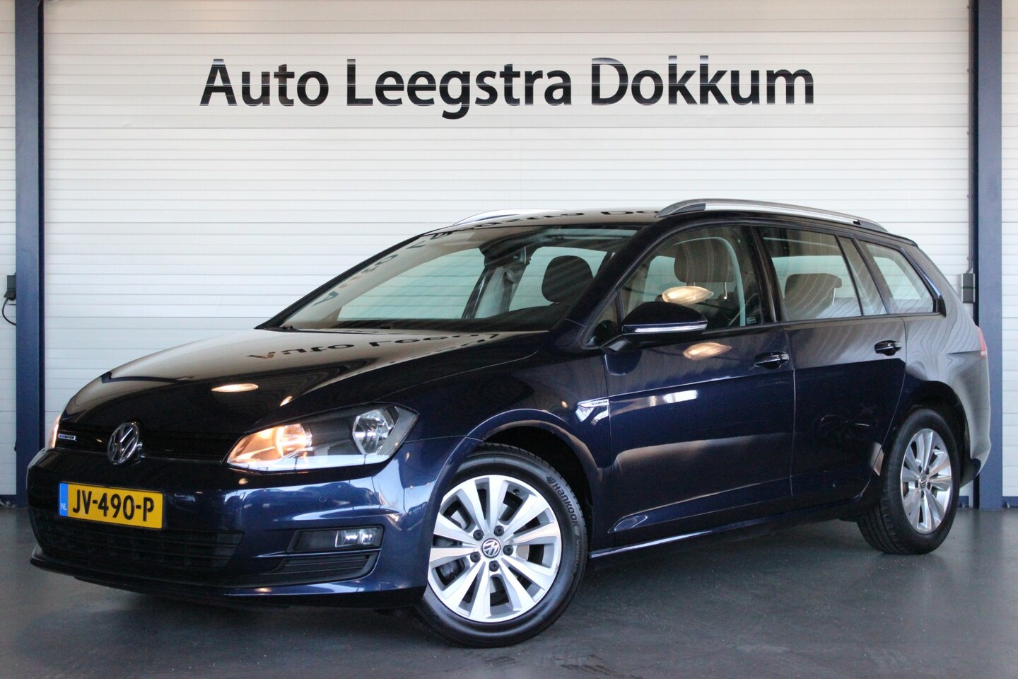 Volkswagen Golf Variant - 1.0 TSI Connected Series Trekhaak | Camera | Carplay | Navi | Clima | Sportstoelen | Bluet - AutoWereld.nl
