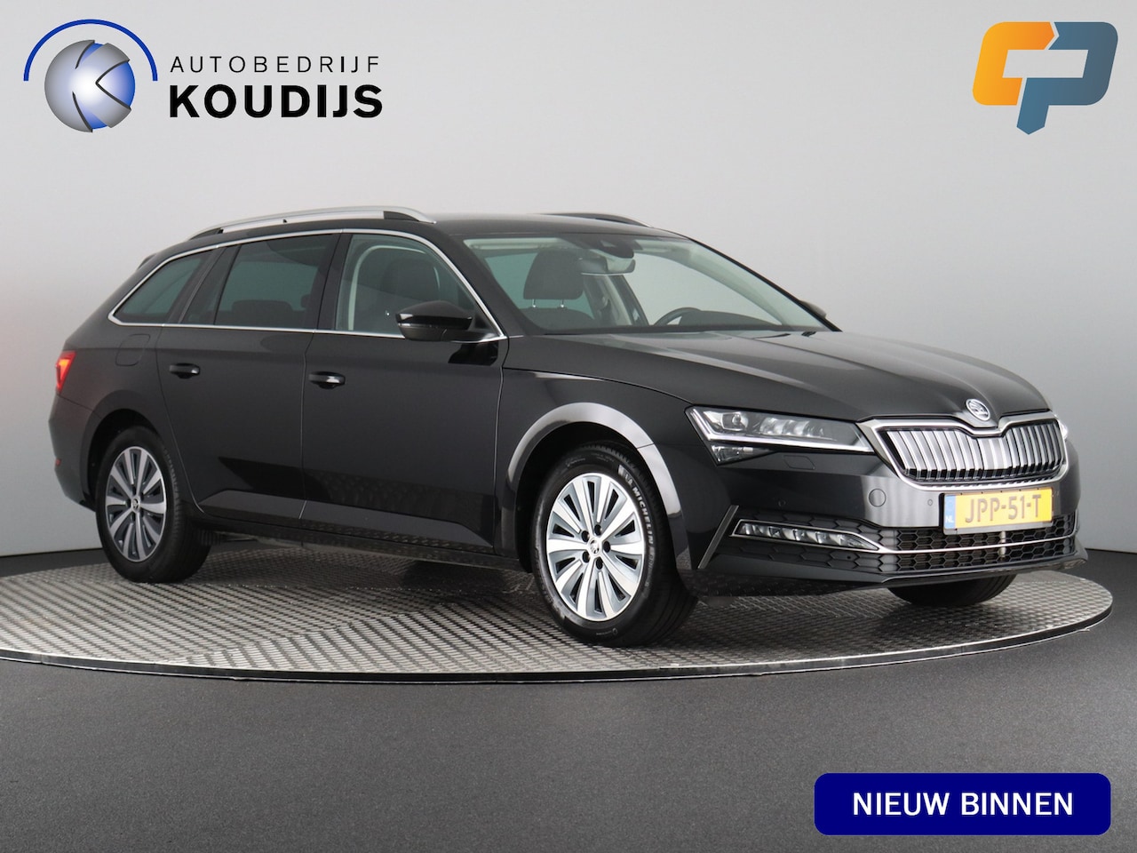 Skoda Superb Combi - 1.4 TSI iV Business Edition Plus 1.4 TSI iV Business Edition Plus (Camera / Elek. Trekhaak / ACC / Stoelverw. V+A) - AutoWereld.nl