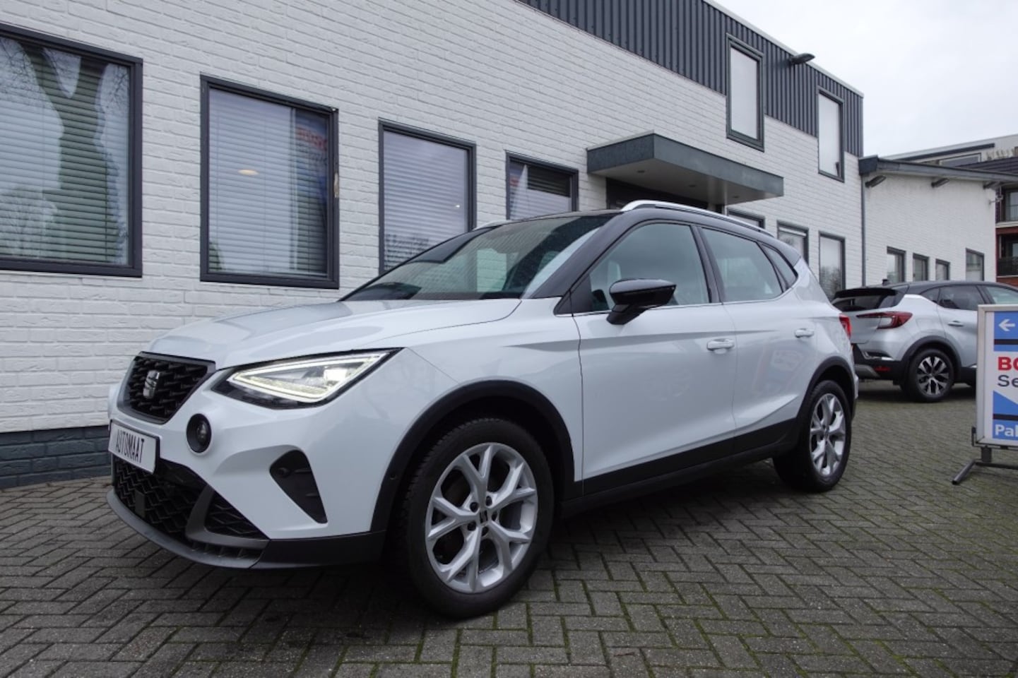 SEAT Arona - 1.0 TSI FR B. INT. + Automaat - AutoWereld.nl