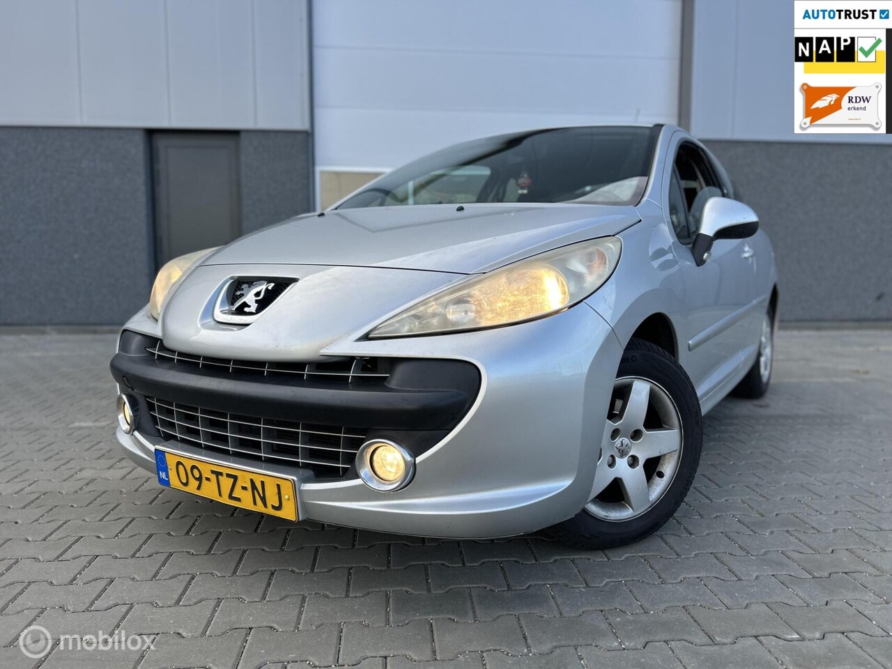 Peugeot 207 - 1.4-16V XS Pack|APK|AIRCO|ISO-FIX| - AutoWereld.nl