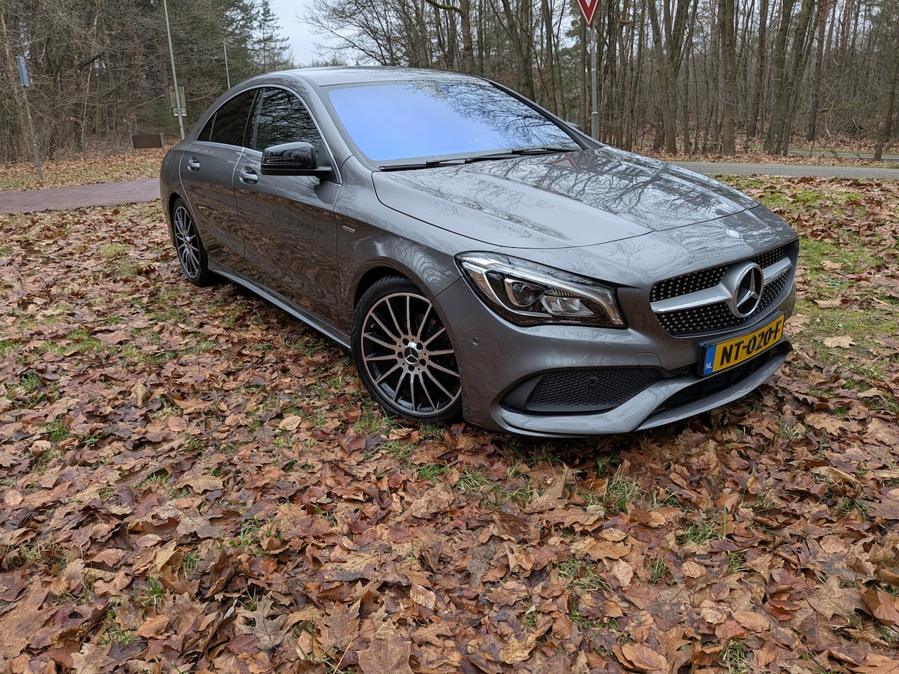 Mercedes-Benz CLA-Klasse - 180 Business Solution AMG WhiteArt Edition - AutoWereld.nl