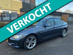 BMW 3-serie - 316i Executive Sport Leder Navi Boekjes N.A.P