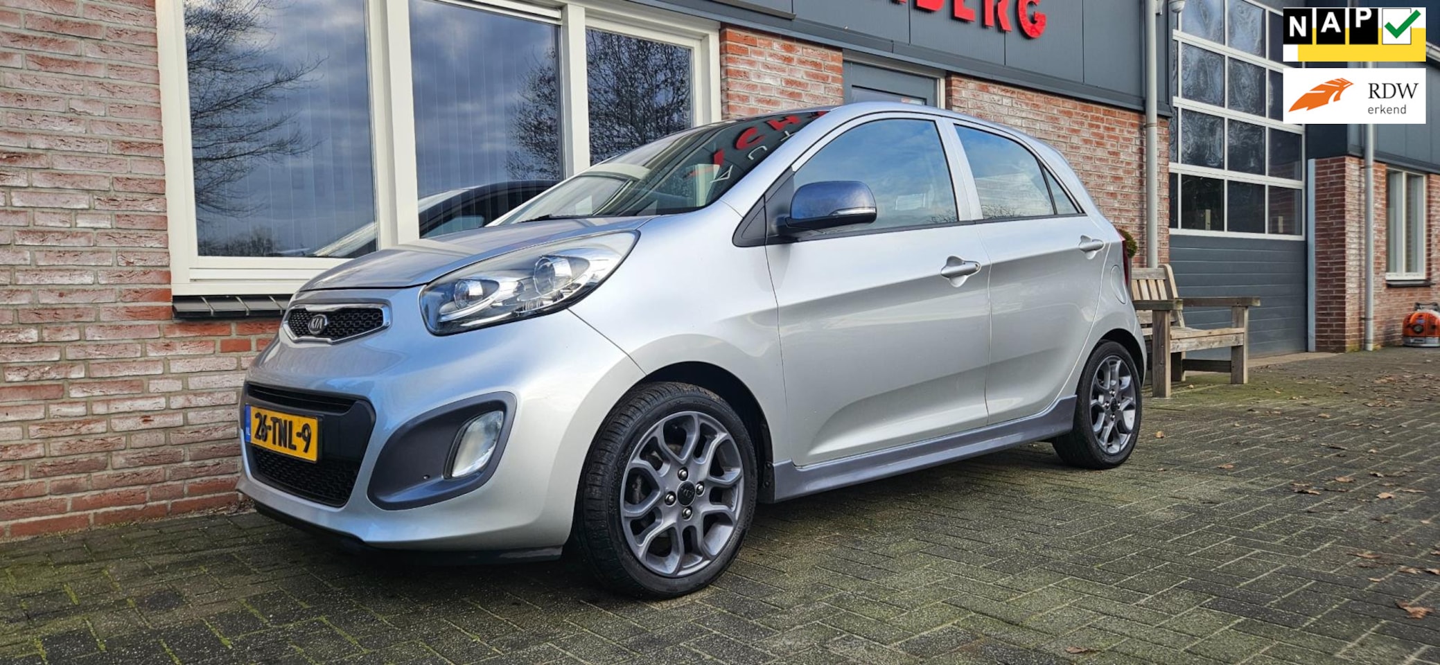 Kia Picanto - 1.0 CVVT Comfort Pack 5-Deurs! Airco! Leuke Auto! NAP! Lichtmetalen Velgen! - AutoWereld.nl