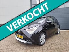 Toyota Aygo - | 1.0 VVT-i x-joy | Zeer lage kilometerstand | Bluetooth | Airco | Automaat |