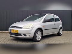 Ford Fiesta - 1.3 Futura Stuurbekrachtiging | Elek.ramen | Trekhaak | Nieuwe APK