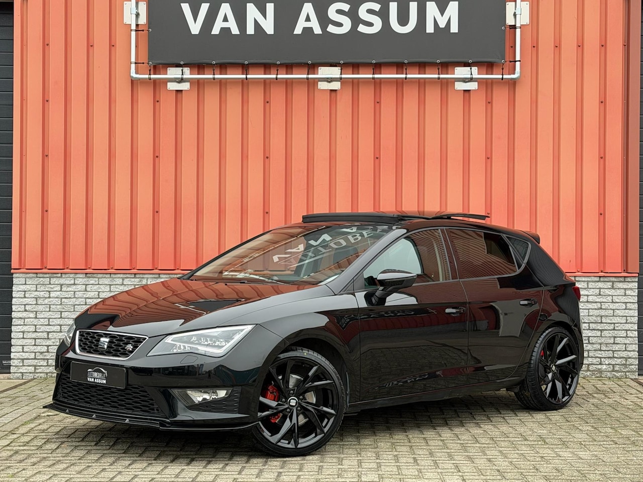 SEAT Leon - 1.4 EcoTSI FR Carplay Pano Cruise Sfeer Led PDC 19" - AutoWereld.nl