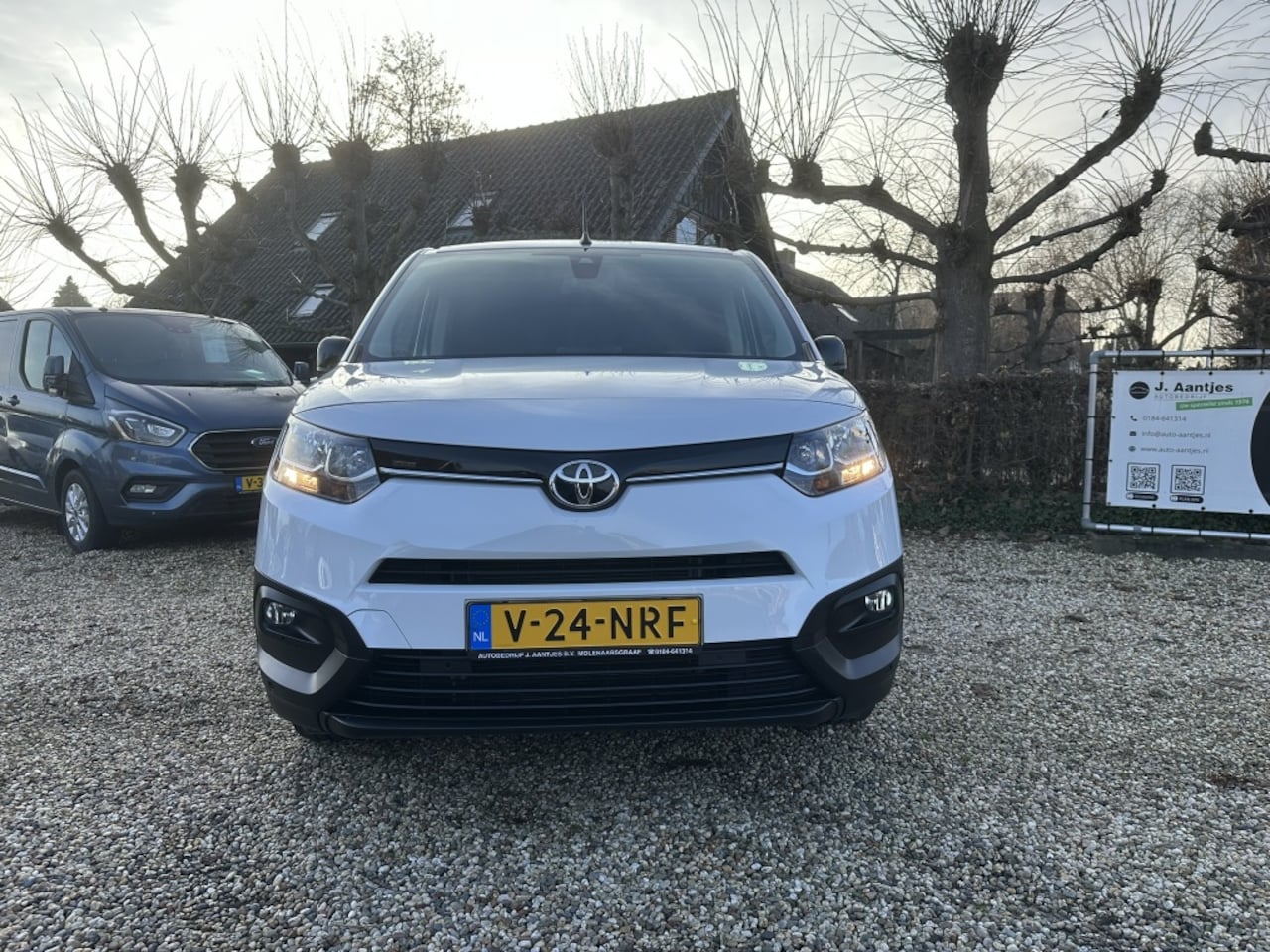 Toyota ProAce City - 1.2T Benzine 3-zits