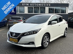 Nissan LEAF - Acenta 40 kWh VAN: €15.900, - VOOR: €13.877, - UW EINDEJAARSVOORDEEL: €2.023| CAMERA| CARP