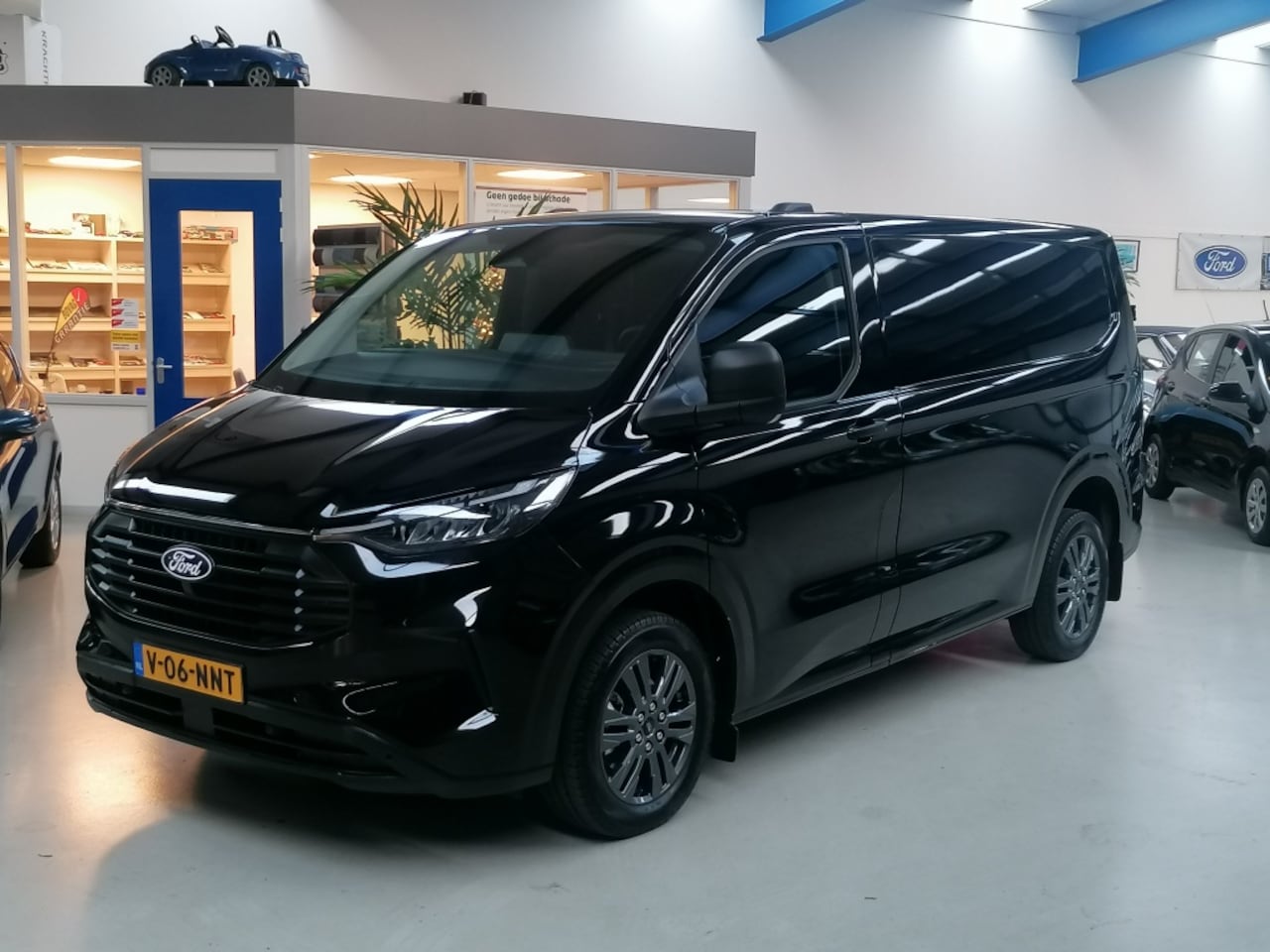 Ford Transit Custom - 320 136pk Diesel L1H1 Trendline - AutoWereld.nl