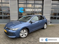 Volkswagen Golf - 1.5 eHybrid Life Edition PHEV | Trekhaak | Winter en Multimedia pakket |