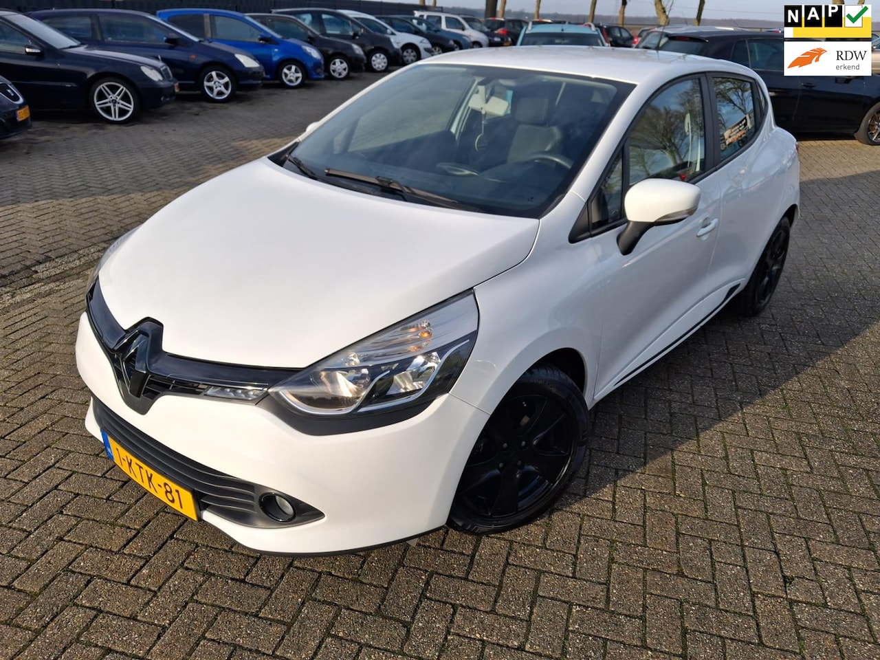 Renault Clio - 0.9 TCe Expression 5 Drs 2013. Airco/Cruise/LMV/Mistlampen etc.. APK 07-2026 - AutoWereld.nl