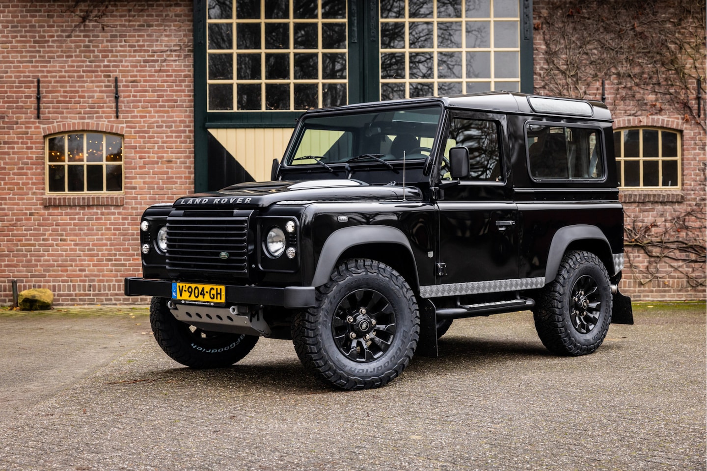Land Rover Defender - 2.2Tdci Station Wagon euro5 Pefecte staat - AutoWereld.nl