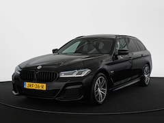 BMW 5-serie Touring - 530e M Sport Panoramadak Laser Harman Kardon Head-Up Keyless