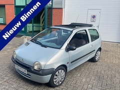 Renault Twingo - 1.2 Authentique VOUWDAK KM 147402 | APK TM 28/04/202 (BJ 2001) EL.RAMEN + RADIO BELLEN IS