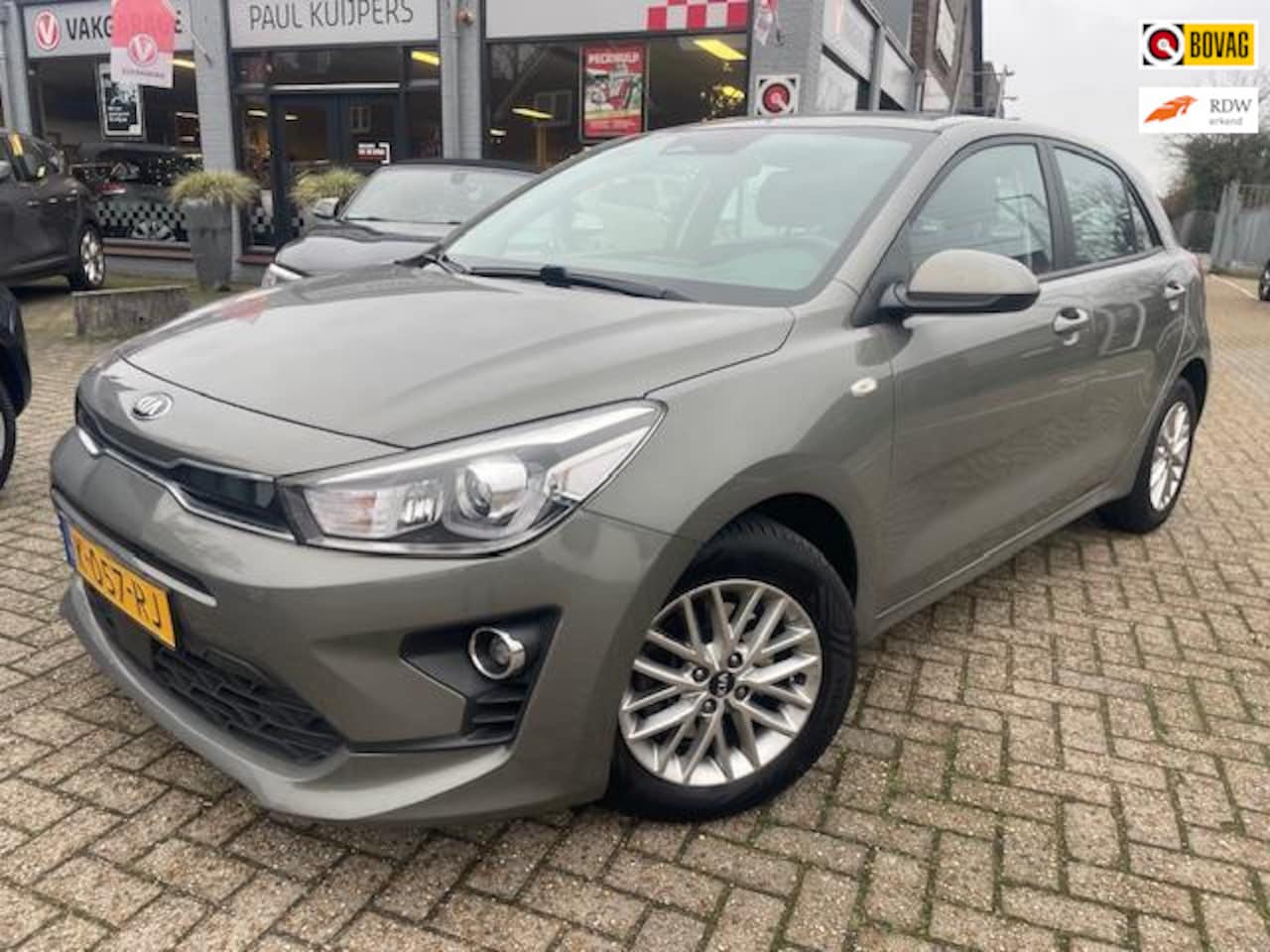 Kia Rio - 1.0 T-GDi MHEV DynamicLine *camera / LM-velgen / net binnen!* - AutoWereld.nl